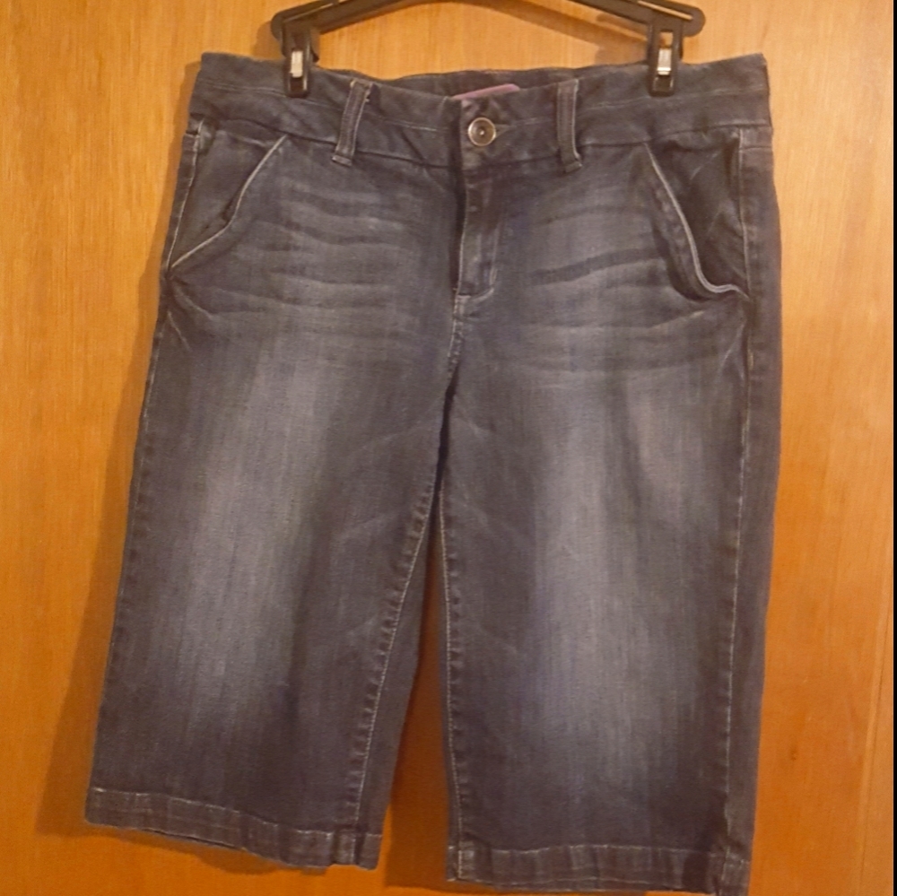 Junior's Refuge Bermuda Jean Shorts